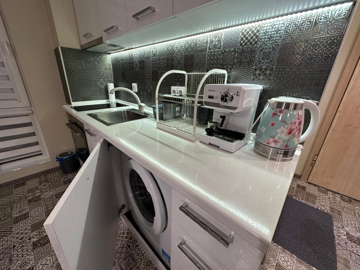 Uni Time Apartment By Lmg Szófia Kültér fotó